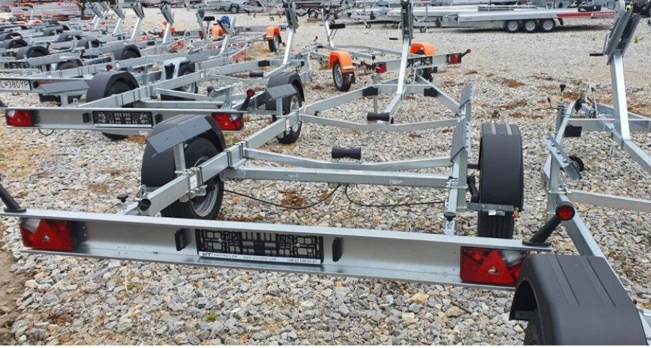 TEMADED Boat ECO B13/071/21 V hajószálító trailer 1300 kg