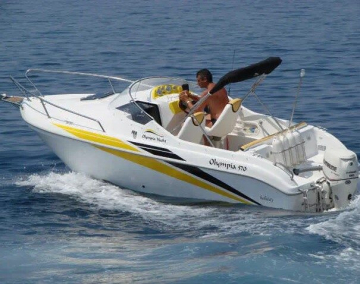 OLYMPIA YACHT 570 HOLIDAY motorcsónak kiváló felszereltséggel