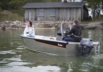 BUSTER S1 2024 oldalkonzolos motorcsónak 4,43 m + YAMAHA F30 BETL