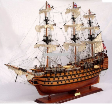 A HMS VICTORY vitorláshajó modellje - 75 cm