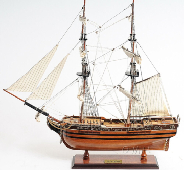 Modell plachetnice THE HUNTER - 62 cm