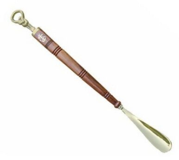 Sárgaréz cipőkanál fa nyéllel, extra hosszú, 62 cm