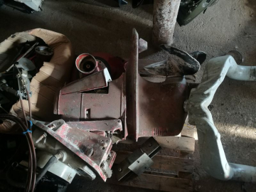 VOLVO PENTA 280 motorral működtetve