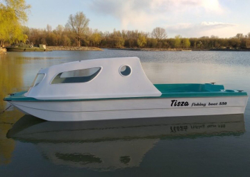 AQUA SYBB TISZA TFBF-06 üvegszálas, dupla fenekű horgászcsónak kabinnal - 550x160x58cm