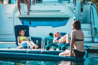 JOBE INFINITY SEASCOOTER víz alatti roller táskával és búvárfelszereléssel