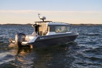 BUSTER MAGNUM CABIN 2024 alumínium motorcsónak 7,58 m + YAMAHA F225 XCB