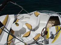 OLYMPIA YACHT 570 HOLIDAY motorcsónak kiváló felszereltséggel