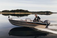 BUSTER S motorcsónak - 4,43 m