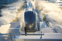 BUSTER MAGNUM CABIN 2024 alumínium motorcsónak 7,58 m + YAMAHA F225 XCB