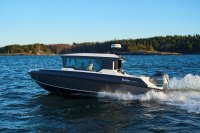 BUSTER MAGNUM CABIN 2024 alumínium motorcsónak 7,58 m + YAMAHA F225 XCB