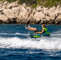 Jobe Hotseat Towable 1P felfújható vízi fánk (funtube) metálkék színben - Ø 128 cm