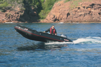 Felfújható csónak Bombard Commando C4 / 430 fekete