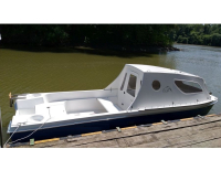 AQUA SYBB TISZA TFBF-06 üvegszálas, dupla fenekű horgászcsónak kabinnal - 550x160x58cm