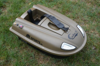 SPORTS M1 etetőcsónak 2kg-os etetőtartállyal