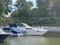 CRANCHI CRUISER 32 – kényelmes kabinos motorcsónak kiváló állapotban