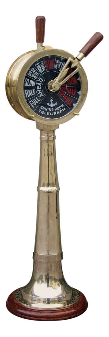 Hajó géptávíró sárgarézből, fa talapzaton – 65 cm magas