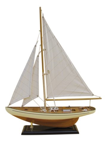 Vitorlás jacht modell, fa, vászon vitorlákkal – 40 × 54 cm