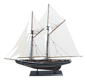 Bluenose vitorlás modell, fa, vászon vitorlákkal – 74 × 66 cm