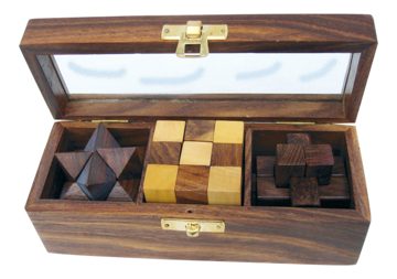 3 fa logikai játék üvegtetős dobozban – 17,5 × 6,5 × 6 cm