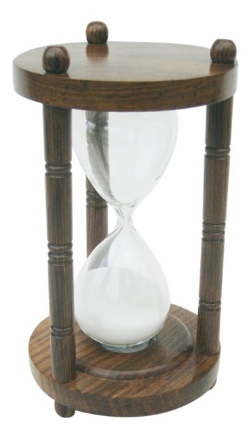 Háromoszlopos homokóra fából – kb. 15 perc, 15,5 cm