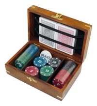 Póker készlet fadobozban – 2 pakli, 100 zseton, 18,5 × 11,5 × 7 cm
