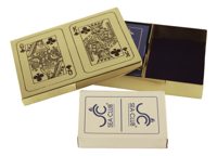 Sárgaréz kártyadoboz 2 paklival (110 lap) – 14 × 10 × 2,3 cm