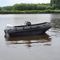 WHALY 400 polietilén műanyag csónak - 3,95 m, 210 kg