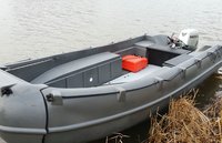 WHALY 455 polietilén műanyag csónak - 4,50 m, 290 kg