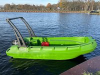 WHALY 455R polietilén műanyag csónak - 4,50 m, 317 kg