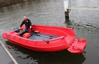 WHALY 500 polietilén műanyag csónak - 4,99 m, 420 kg