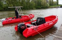WHALY 500 polietilén műanyag csónak - 4,99 m, 420 kg