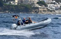 WHALY 500R polietilén műanyag csónak - 4,99 m, 450 kg