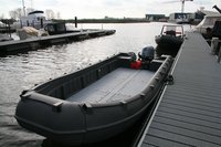 WHALY 620R polietilén műanyag csónak - 6,20 m, 680 kg