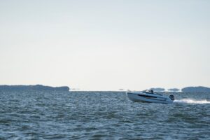 YAMARIN 60 DC 2024 motorcsónak - Image 12