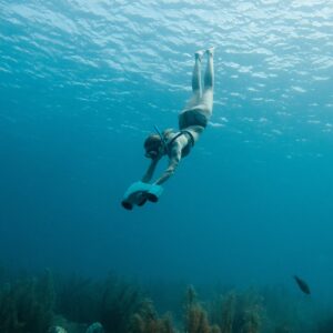 Jobe Infinity Seascooter csomag víz alatti roller táskával és búvárfelszereléssel - Image 12