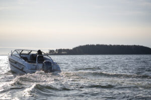 YAMARIN 60 DC 2024 motorcsónak - Image 13