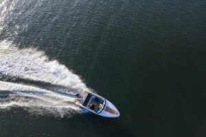 YAMARIN 60 DC 2024 motorcsónak - Image 15