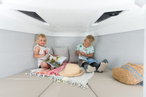 YAMARIN 63 DC 2023 motorcsónak - Image 15