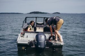 BUSTER XL alumínium motorcsónak - 6,05 m - Image 16