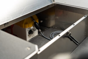 BUSTER XSr oldalkonzolos motorcsónak - 4,18 m - Image 20