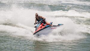 YAMAHA JetBlaster DLX 2025 jetski - Image 5