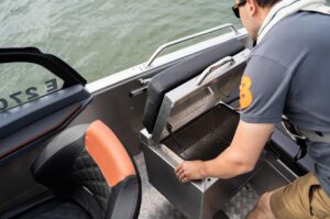 BUSTER XXl alumínium motorcsónak - 6,25 m - Image 21