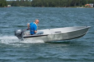 BUSTER MINI motorcsónak - 3,88 m - Image 3