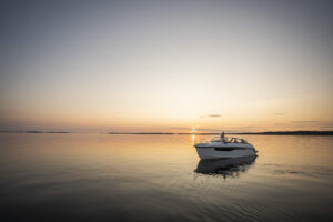 YAMARIN 80 DC 2024 motorcsónak - Image 29