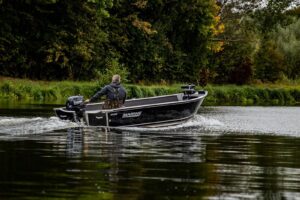 MARINE 450 BASS alumínium csónak - 4,45 m, 234 kg - Image 4