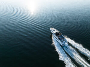 YAMARIN 80 DC 2024 motorcsónak - Image 4