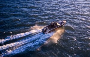 BUSTER MAGNUM alumínium motorcsónak - 7,20 m - Image 4