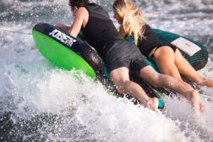 JOBE REVOLVE 2P - felfújható vízi vontatójáték - funtube - Image 4