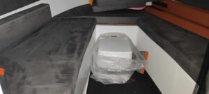 BARRACUDA 585 DC motorcsónak SUZUKI DF 150 motorral - 2022-es évjárat - Image 8