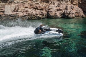 YAMAHA SuperJet SJ1050 jet-ski – 2023-as modell - Image 4